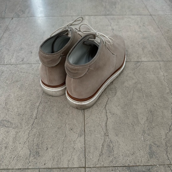 Salvatore Ferragamo Suede Chukka Boot - Picture 6 of 7